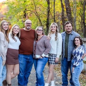 Meet your Posher, Kim